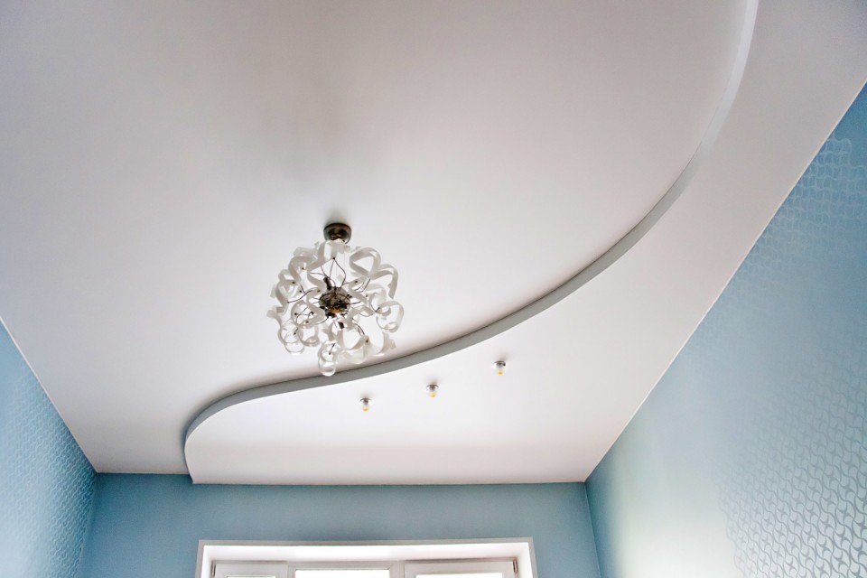 Заказать двухуровневый потолок в г. Саянск